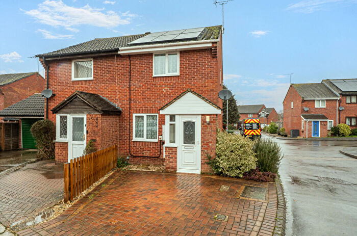 2 Bedroom Semi Detached House For Sale In Shetland Close, Shaw, Swindon, SN5