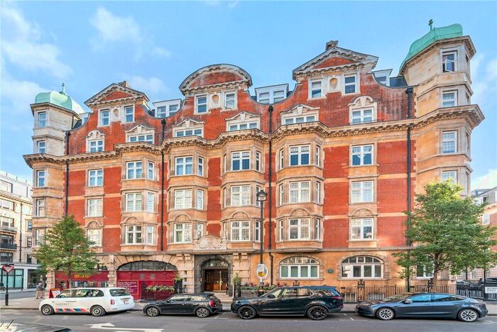 3 Bedroom Flat To Rent In Weymouth Court, Weymouth Street, Marylebone, London, W1W