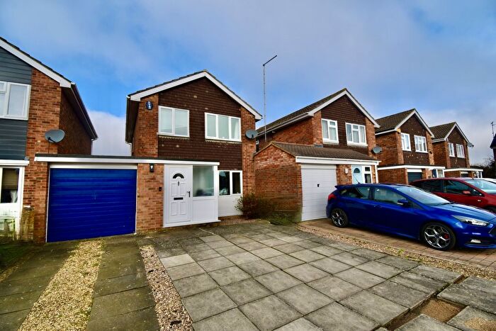 3 Bedroom Detached House To Rent In Obelisk Rise, Kingsthorpe, Northampton, NN2