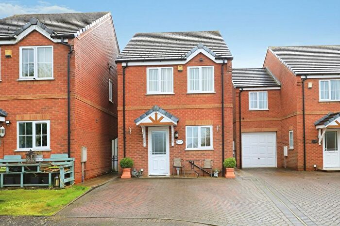3 Bedroom Detached House For Sale In Netherby Road, Dudley, DY3