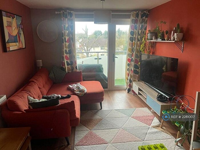2 Bedroom Flat To Rent In Azzura House, Bromley, BR2