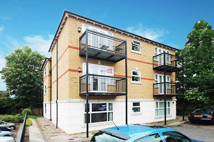 2 Bedroom Apartment To Rent In Tonbridge Road, Maidstone, ME16