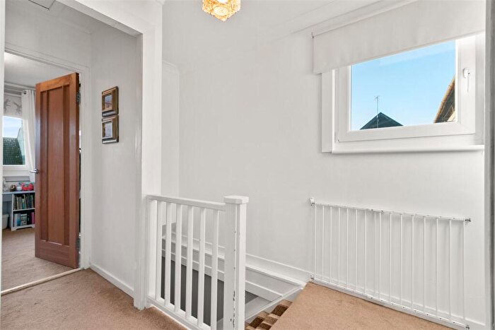 3 Bedroom End Of Terrace House For Sale In Barrs Terrace, Dumbarton, G82