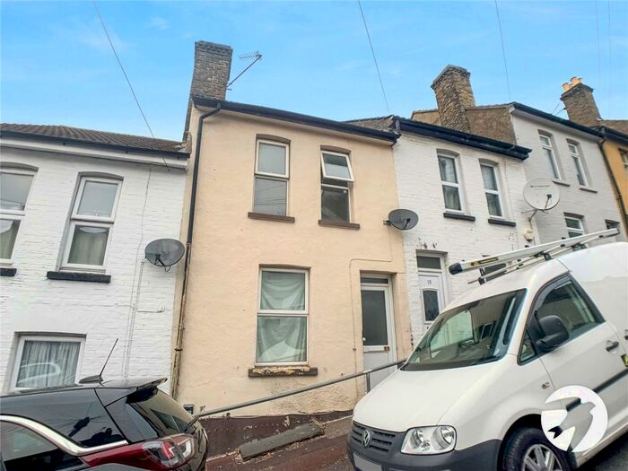 2 Bedroom Terraced House To Rent In Grange Hill, Chatham, ME5