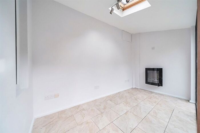 4 Bedroom Town House To Rent In Greenwich Park Street, London, SE10