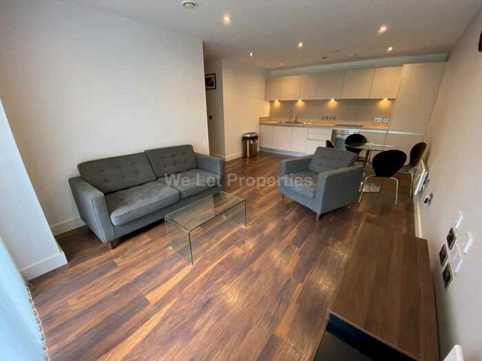 2 Bedroom Flat To Rent In Wilburn Basin, Salford, M5