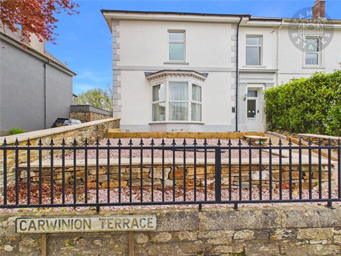 5 Bedroom End Of Terrace House For Sale In Carwinion Terrace, Liskeard, Cornwall, PL14