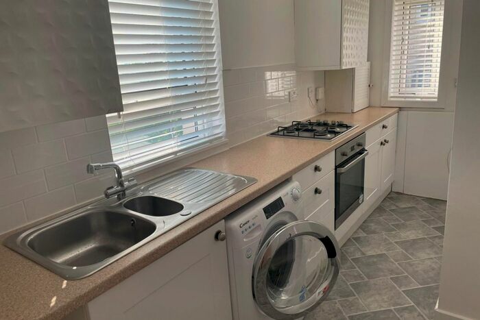 2 Bedroom Flat To Rent In Barlandfauld Street, Kilsyth, Glasgow, G65