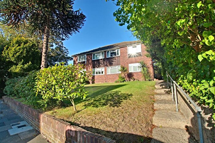 2 Bedroom Maisonette To Rent In Highland Road, Bromley, BR1