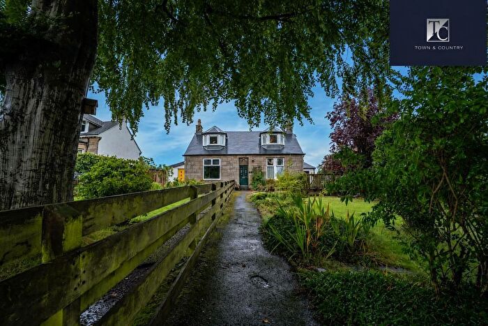 3 Bedroom Semi-Detached House For Sale In Park Road, Chryston, Glasgow, G69
