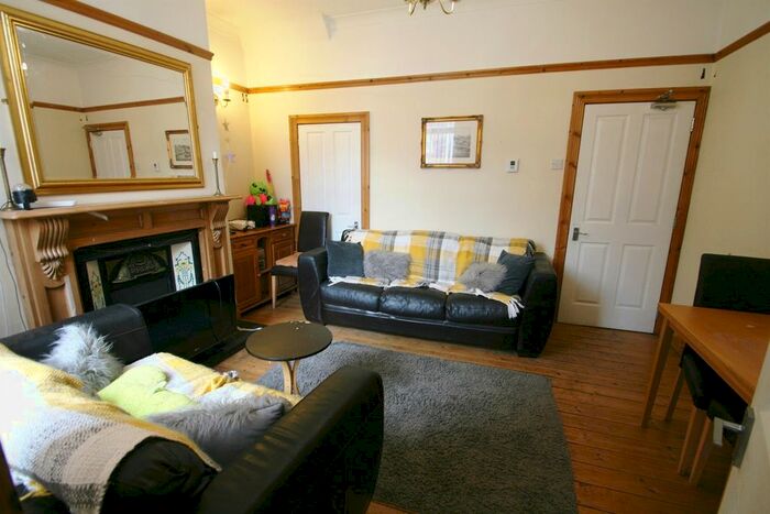 4 Bedroom Terraced House To Rent In Wandsworth Road, Heaton, NE6