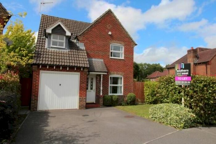 3 Bedroom Detached House To Rent In Wollaton Road, Ferndown, BH22