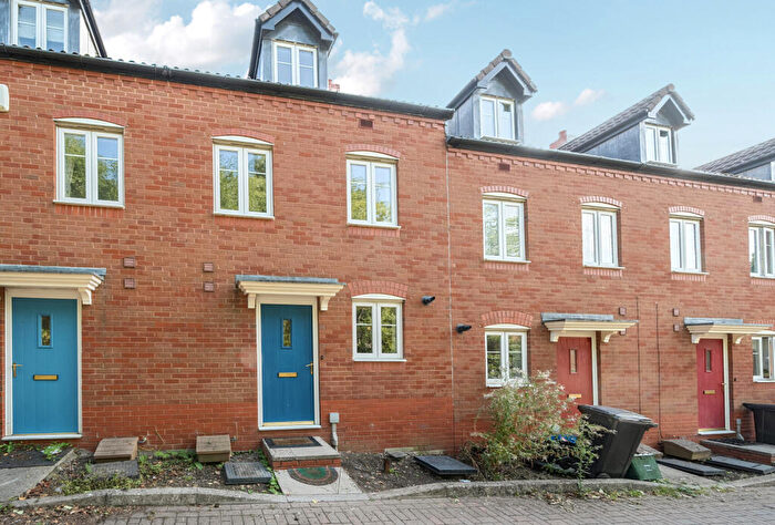 3 Bedroom Terraced House For Sale In Jenny Lane, Bristol, Somerset, BS10