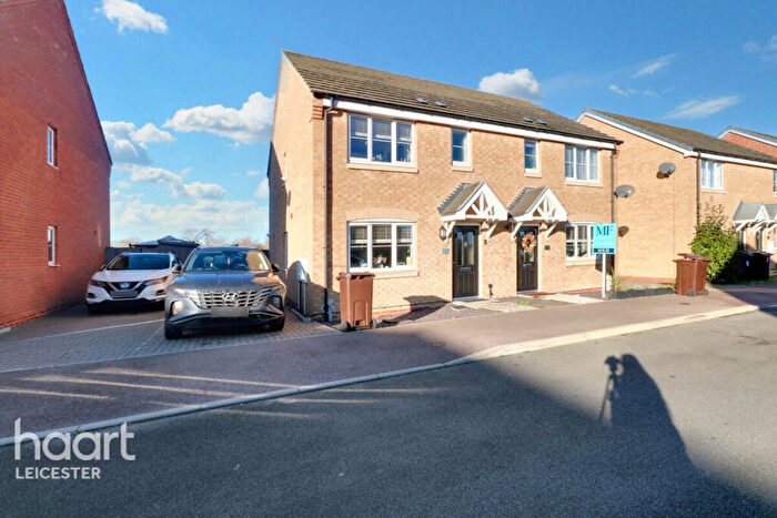 3 Bedroom Semi Detached House For Sale In Badger Avenue, Melton Mowbray, LE13
