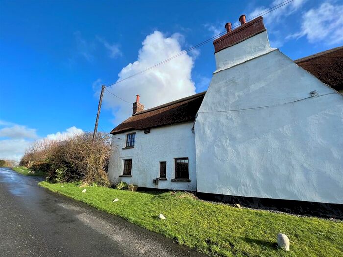 3 Bedroom Cottage For Sale In Huntshaw, Torrington, EX38