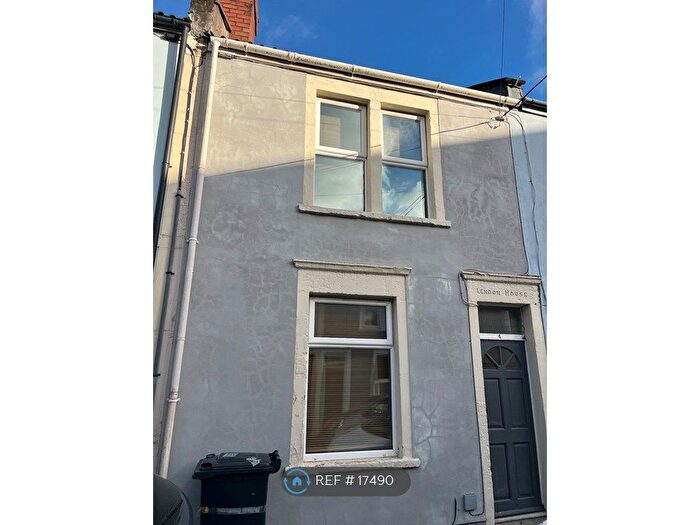 2 Bedroom Terraced House To Rent In Dartmoor Street, Bristol, BS3