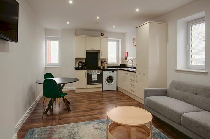 1 Bedroom Flat To Rent In Sanford Street, Swindon, SN1