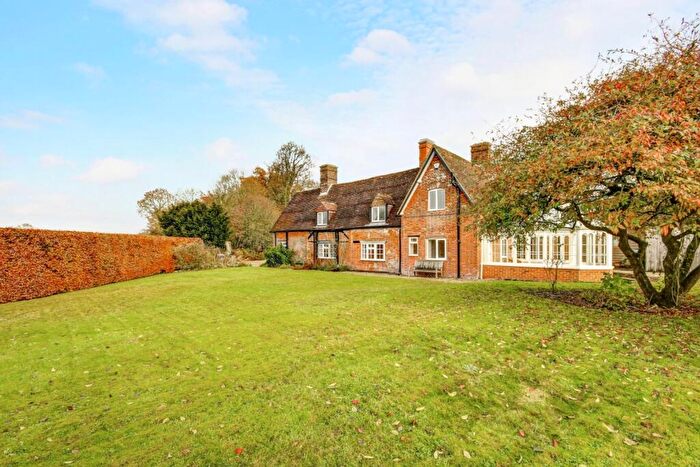 4 Bedroom House To Rent In Brimslade Marlborough, SN8