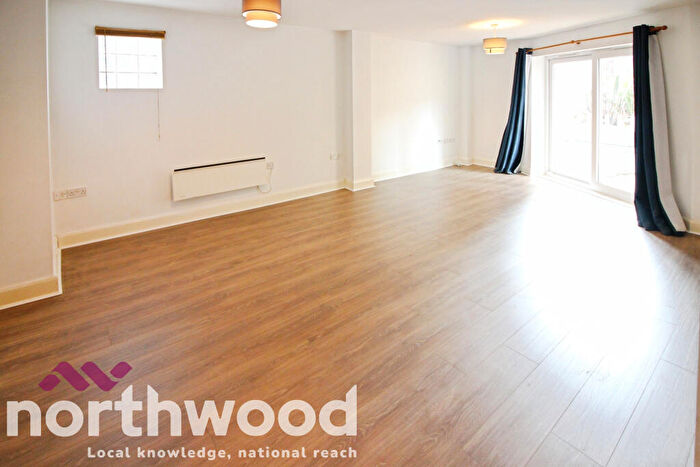 2 Bedroom Flat To Rent In Lord Street, Southport, PR9