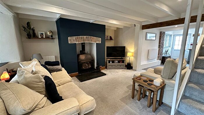 2 Bedroom Cottage For Sale In Tregadillett, Launceston, PL15