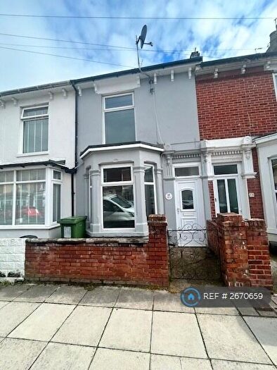 2 Bedroom Terraced House To Rent In Byron Road, Portsmouth, PO2