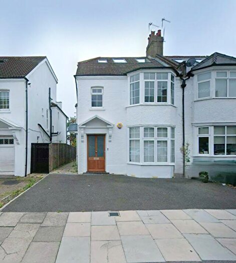 3 Bedroom Semi-Detached House To Rent In Sunny Gardens Road, London, NW4