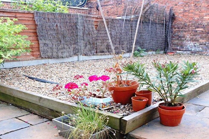 1 Bedroom Flat To Rent In Park Road, Crouch End, N8