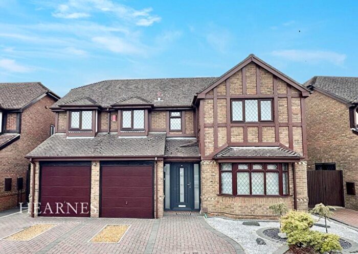 5 Bedroom Detached House For Sale In Charlotte Close, Talbot Village, Poole, BH12