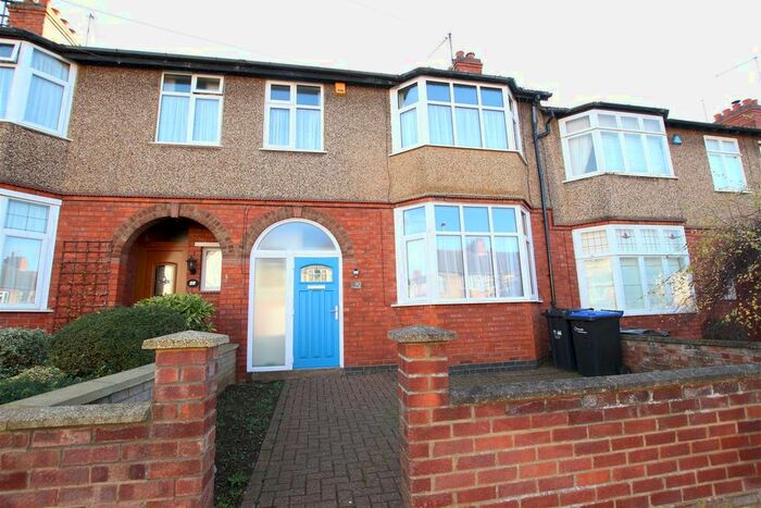 3 Bedroom Property To Rent In The Drive, Abington, Northampton, NN1