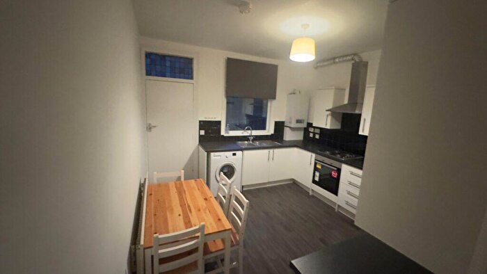 3 Bedroom Terraced House To Rent In Thornville Street, Hyde Park, Leeds, LS6