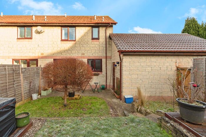 3 Bedroom End Of Terrace House For Sale In The Worthys, Bristol, BS32