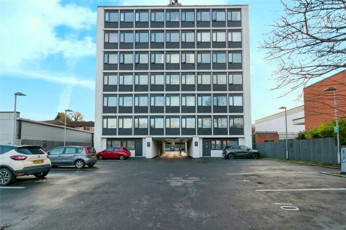 2 Bedroom Flat For Sale In Coventry Road, Sheldon, Birmingham, West Midlands, B26