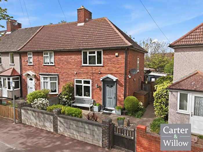 3 Bedroom End Of Terrace House For Sale In Maplestead Road, Dagenham, RM9