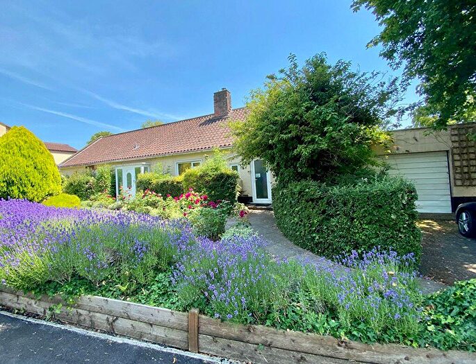 4 Bedroom Bungalow For Sale In The Downlands, Warminster, BA12