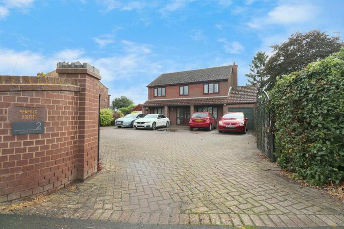 4 Bedroom Detached House For Sale In Margrave Lane, Garthorpe, Scunthorpe, DN17