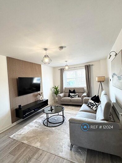 2 Bedroom Flat To Rent In Garngaber Place, Moodiesburn, Glasgow, G69