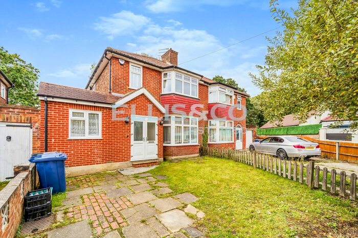 4 Bedroom Semi-Detached House To Rent In Ashness Gardens, Greenford, UB6