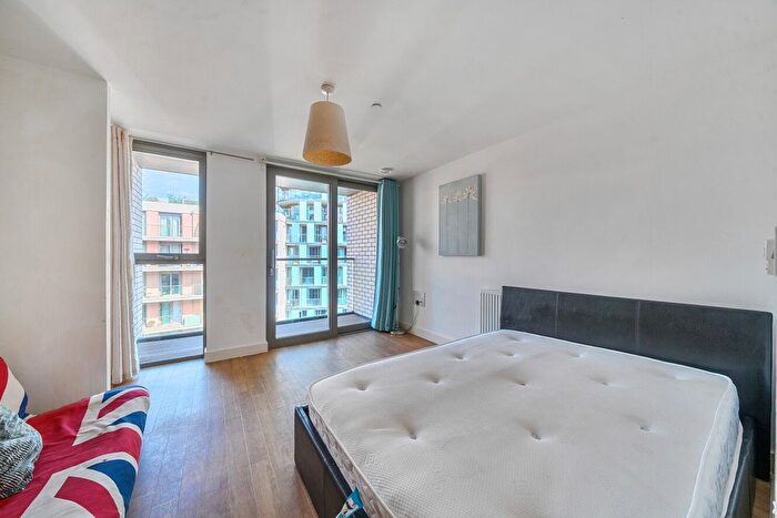 Studio To Rent In Elmira Street, Lewisham, London, SE13