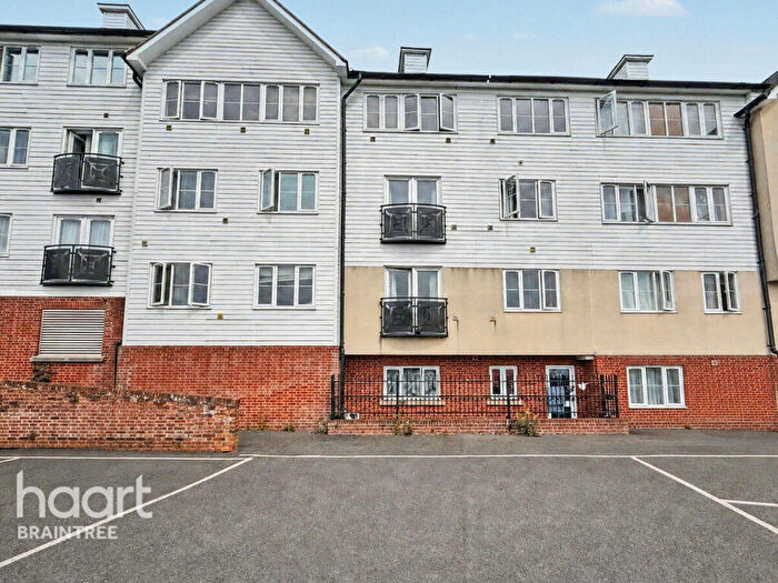 Studio For Sale In Fairfield Road, Braintree, CM7