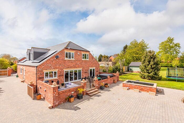 6 Bedroom Detached House For Sale In Lindale, Bawtry Road, Hatfield Woodhouse, Doncaster, South Yorkshire, DN7