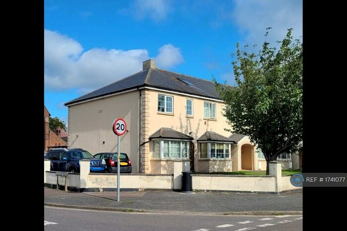 1 Bedroom Flat To Rent In Cleveland Road, Chichester, PO19