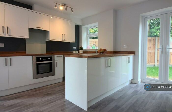 1 Bedroom Flat To Rent In Cassino Road, Chelmsford, CM1