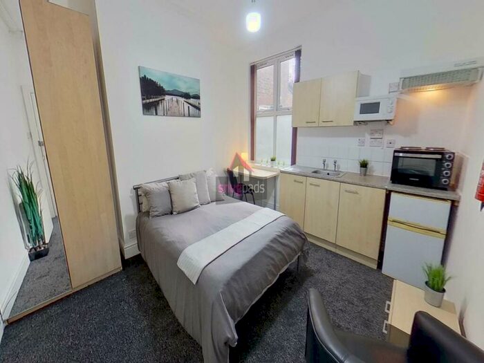 Studio To Rent In Barrfield Road, Salford, M6