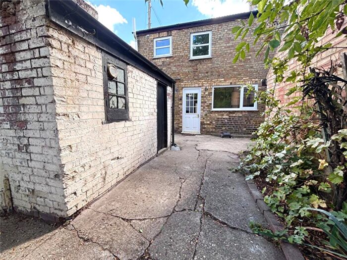 2 Bedroom End Of Terrace House To Rent In High Street, Eye, Peterborough, Cambridgeshire, PE6