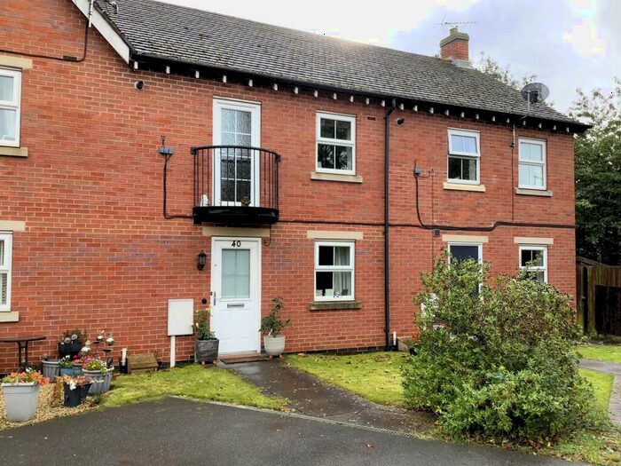 1 Bedroom Town House To Rent In Church Gresley, DE11