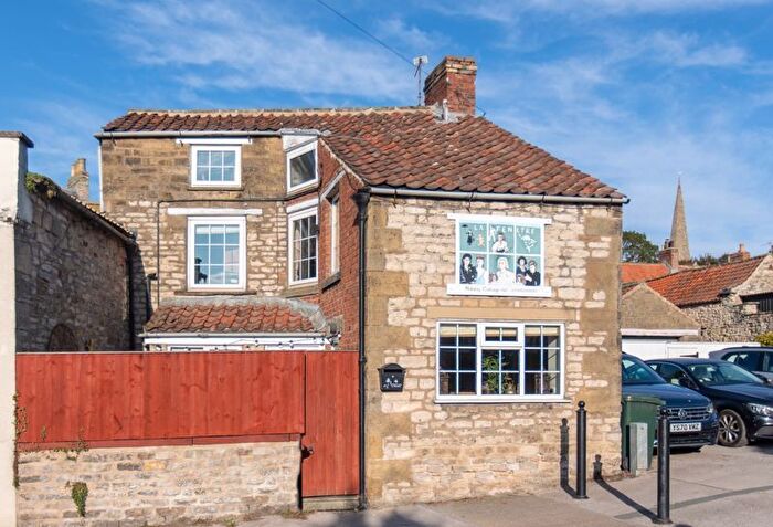 3 Bedroom Terraced House For Sale In Kirkham Lane, Pickering, YO18