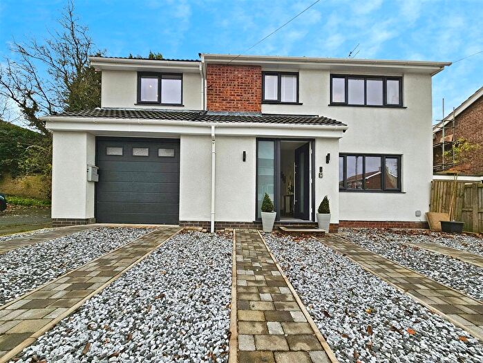 5 Bedroom Detached House For Sale In Kendal Court, Congleton, CW12