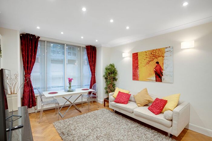 2 Bedroom Flat To Rent In Cavendish Buildings, Mayfair, W1K