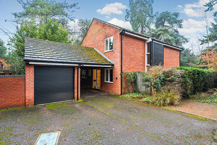 4 Bedroom Detached House For Sale In Christchurch Road, Norwich, NR2