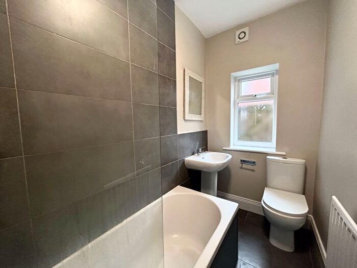 2 Bedroom Flat To Rent In Closefield Grove, Whitley Bay, NE25